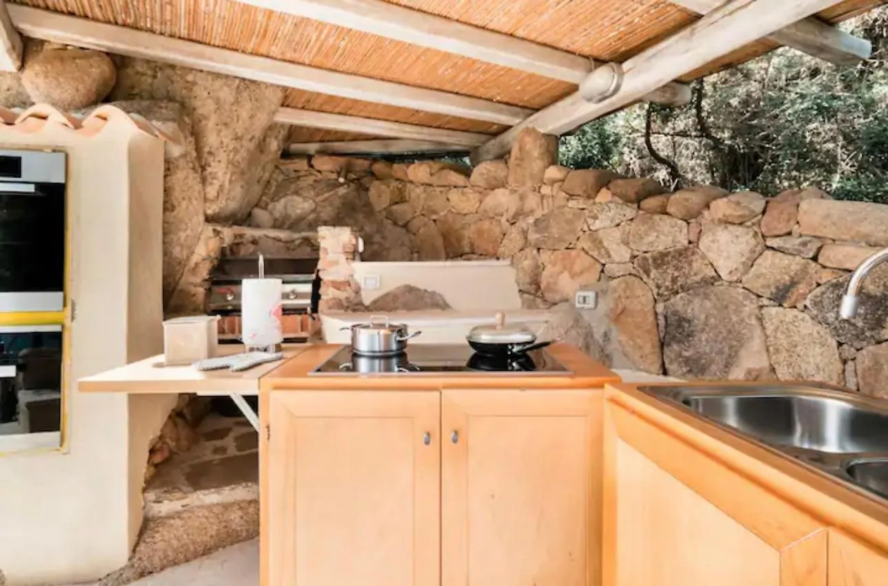 Villa Paradiso Baja Sardinia 0*,